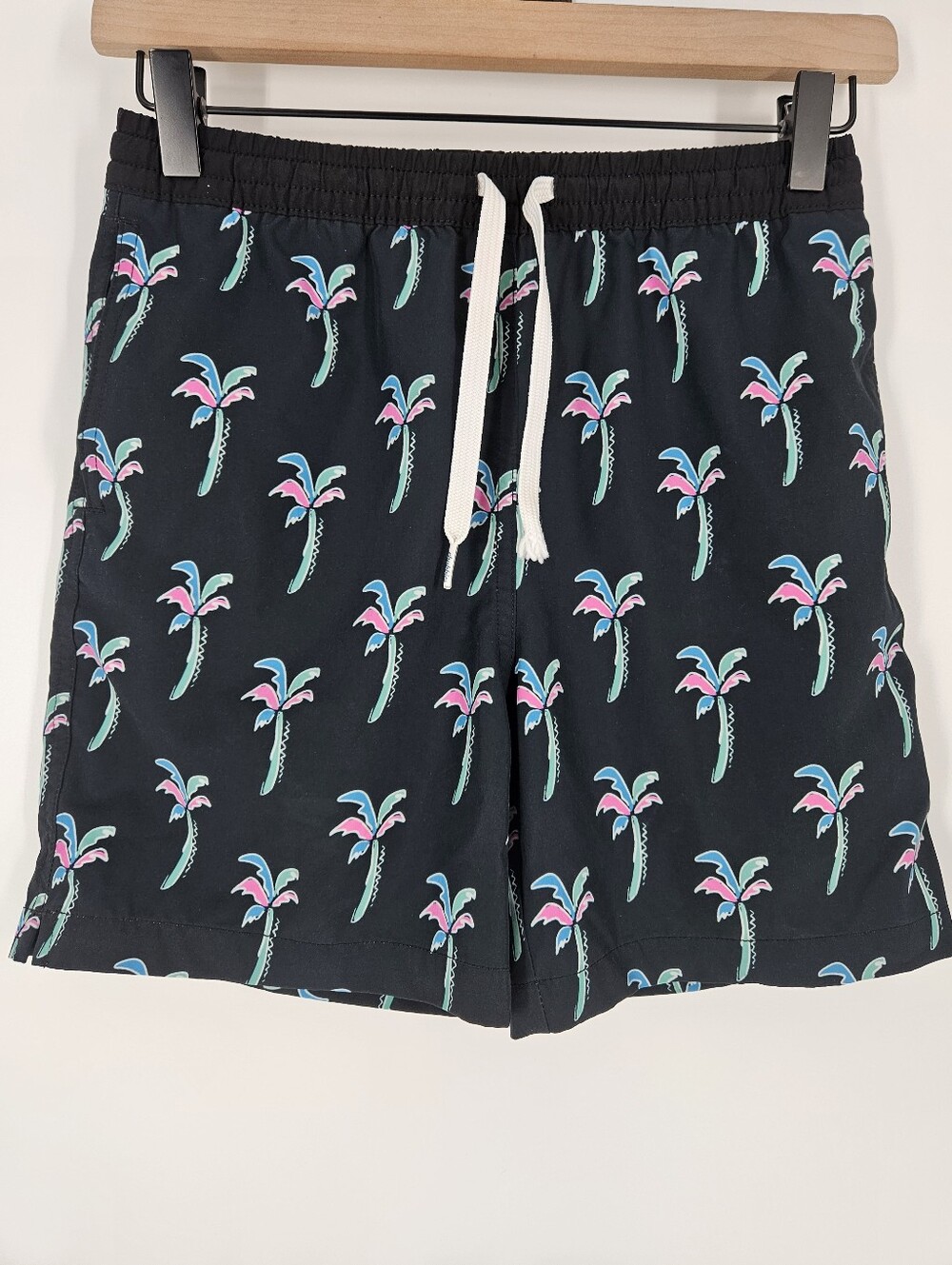 Chubbies Black Palm Boys' Classic Swim Trunk (The Havana Nights) M 10/12